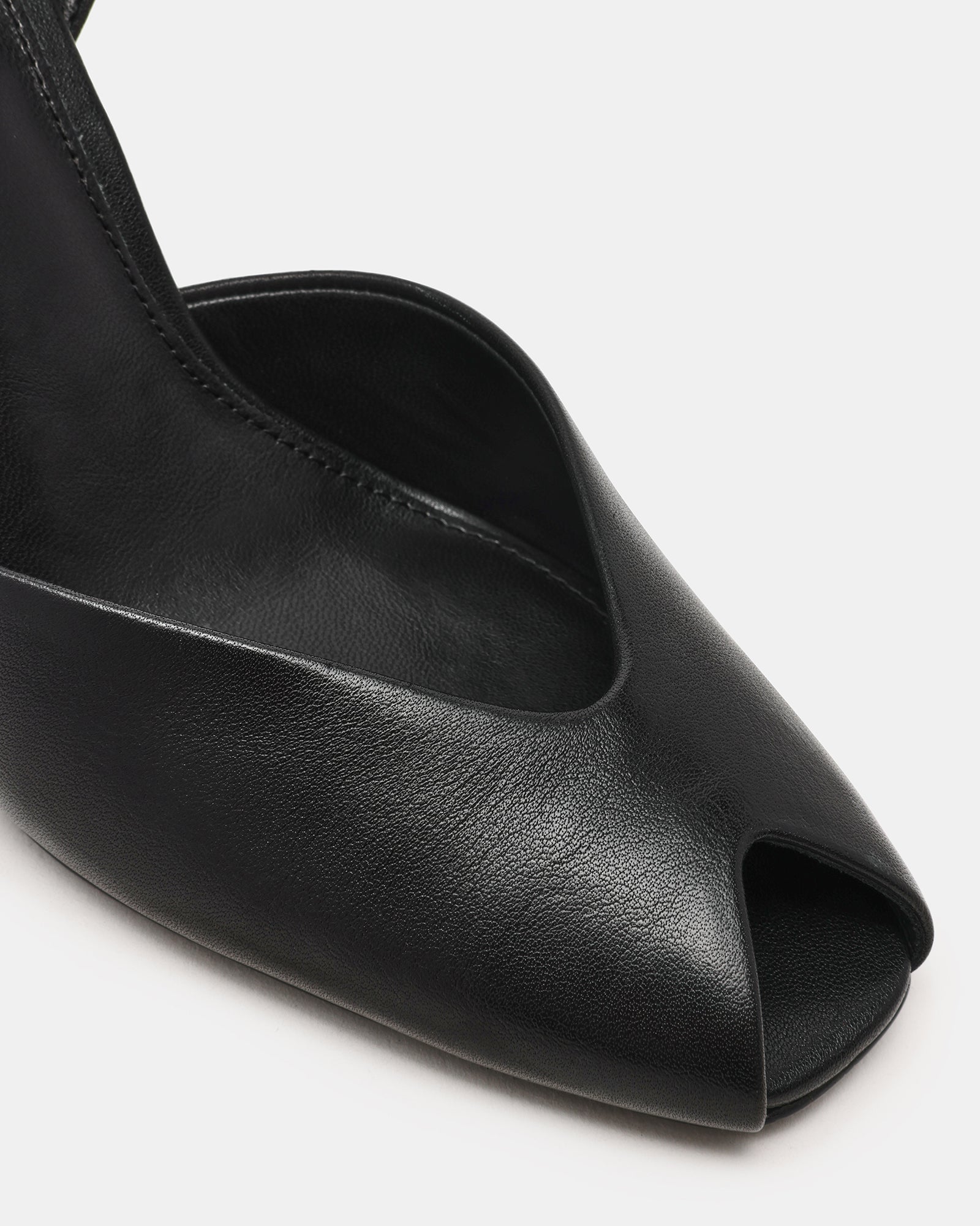 LYSANDRA BLACK LEATHER