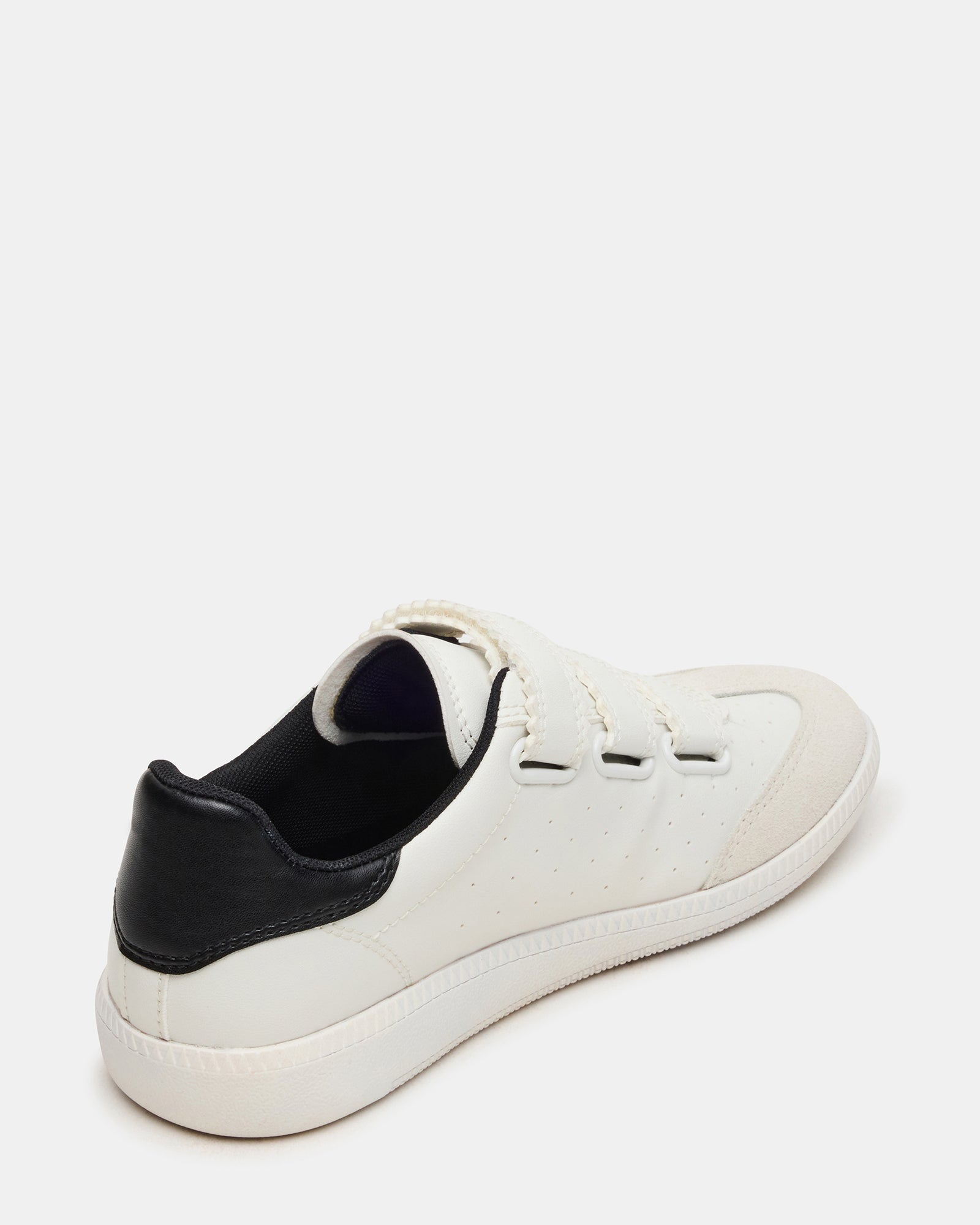 MOMENTUM WHITE/BLACK
