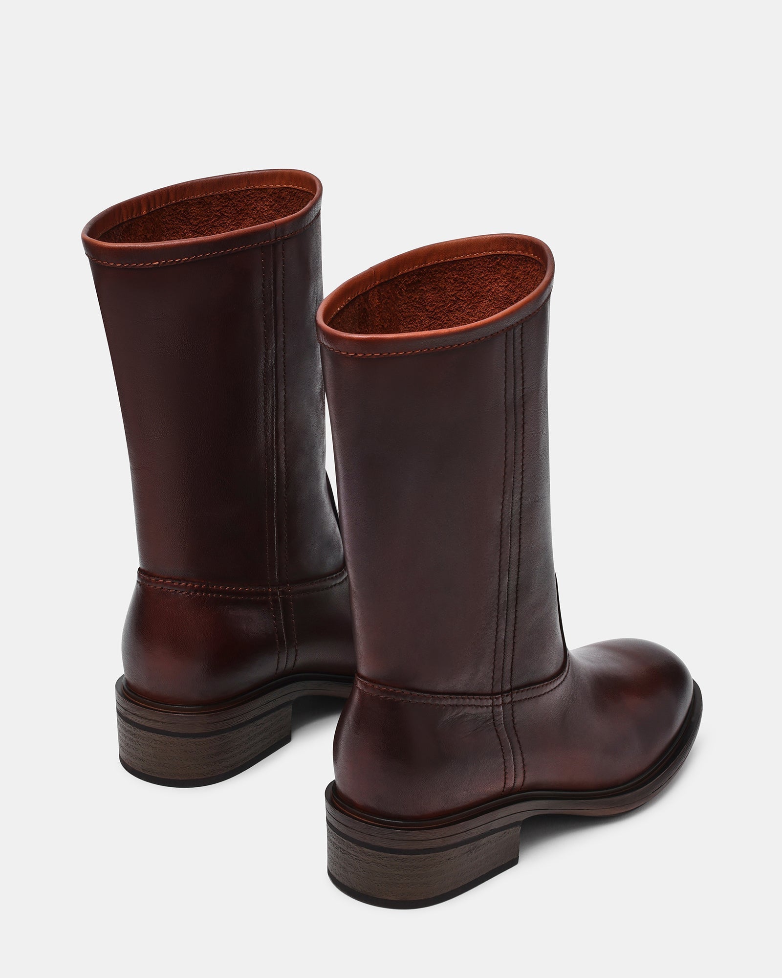 STRAY BROWN LEATHER