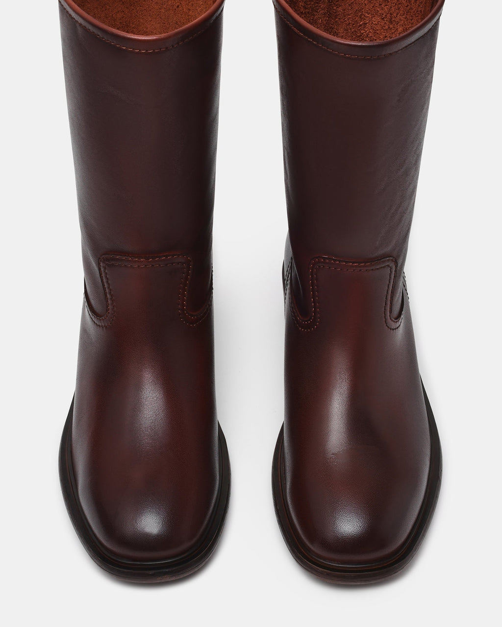STRAY BROWN LEATHER