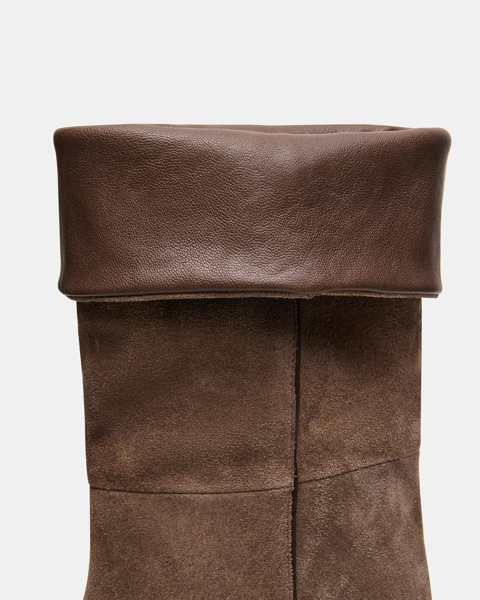 TITAN TAUPE SUEDE