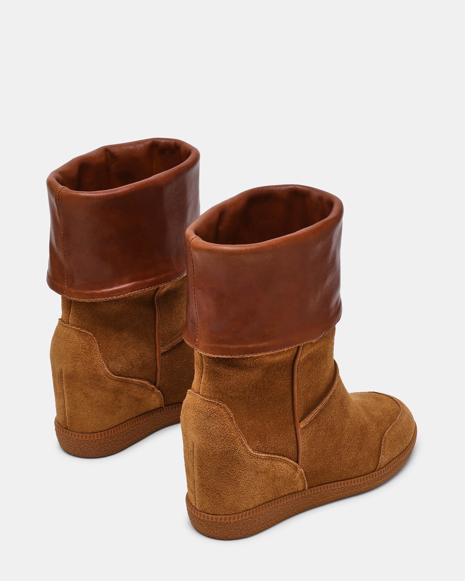 WOODSIDE CHESTNUT SUEDE